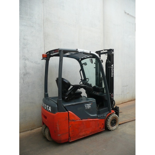 2017 Toyota 8FBE16T-45692455