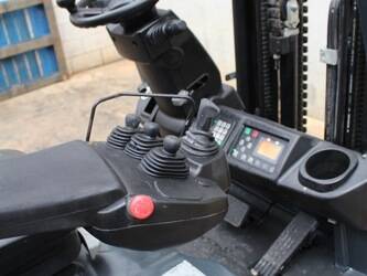 2018-toyota-8fbe15t-1426625-45692482