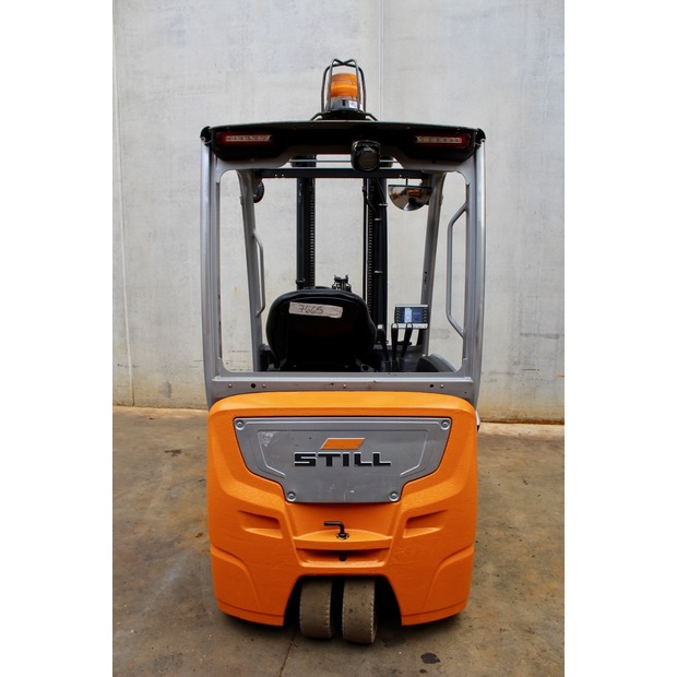 2019 Still RX20-16-45692510