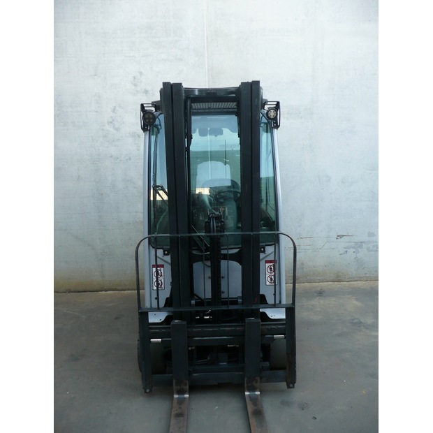 2020 Still RX20-18P-45692520