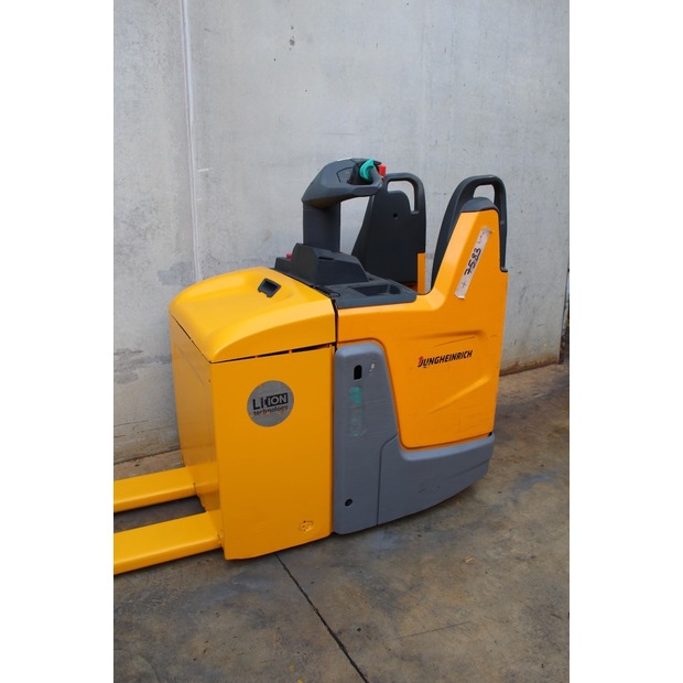 2018 Jungheinrich ERE 125 LI-ION-45692527