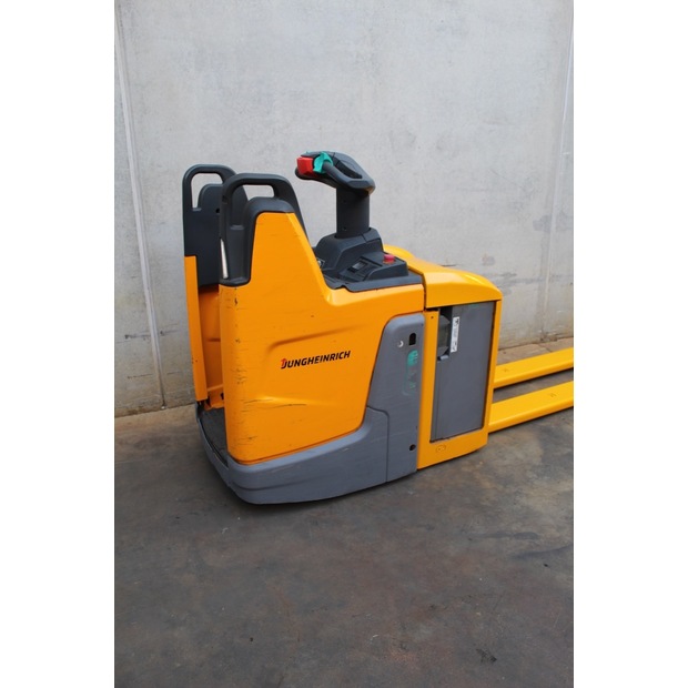 2018 Jungheinrich ERE 125 LI-ION-45692528