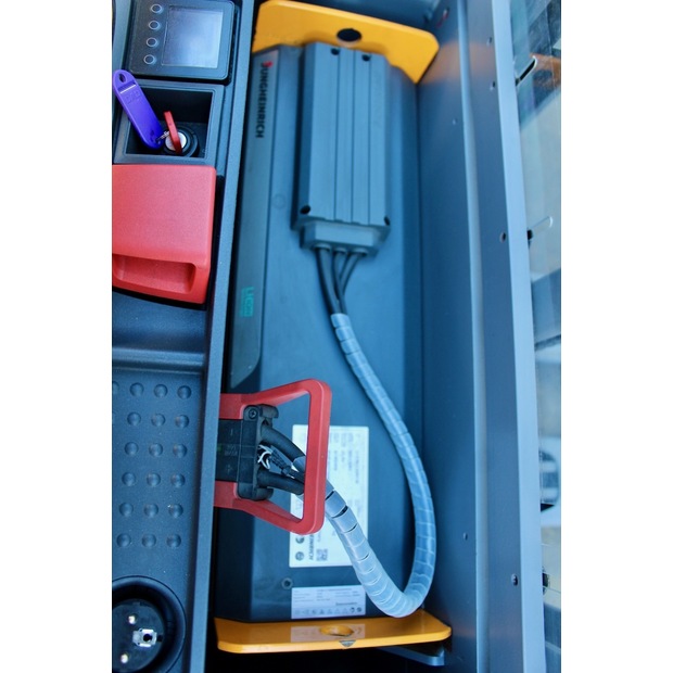 2018 جنجهينريتش EJC 212 320 ZT LI-ION-45692538