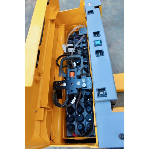 2019 جنجهينريتش EJE C20-45692546