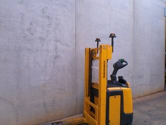 2013-jungheinrich-erc-216-240-zt-45692576