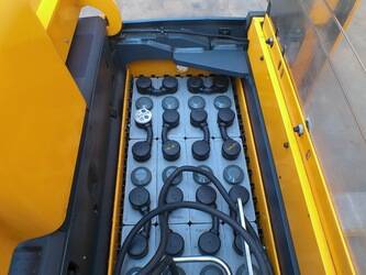 2013-jungheinrich-erc-216-240-zt-45692580