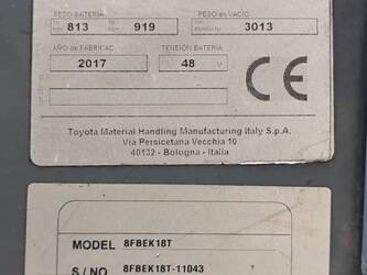 2017-toyota-8fbek18t-45692628