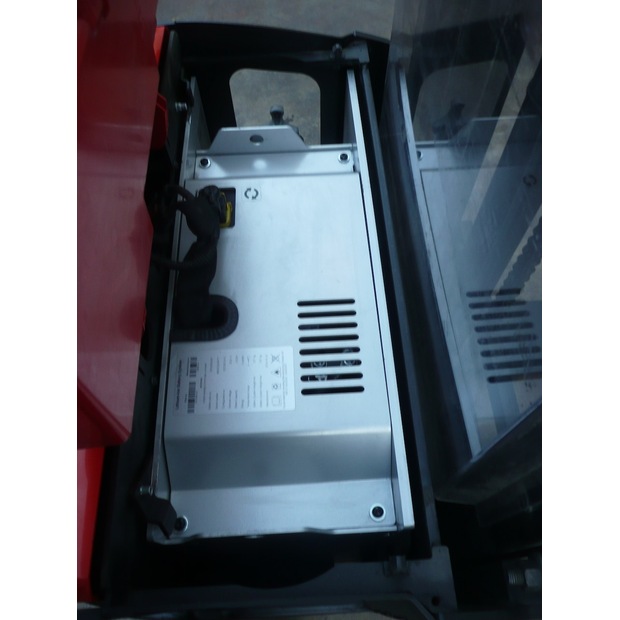 2019 بي تي SWE120 Li-ion-45692636