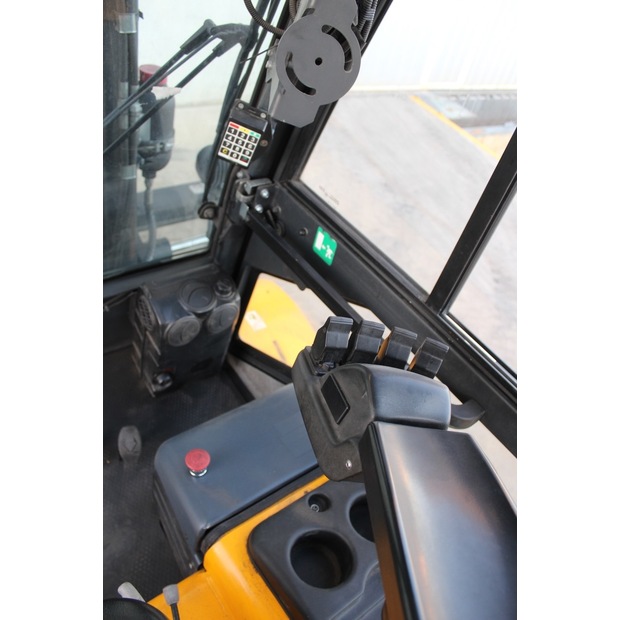 2017 CARER R 60 H2-45692780