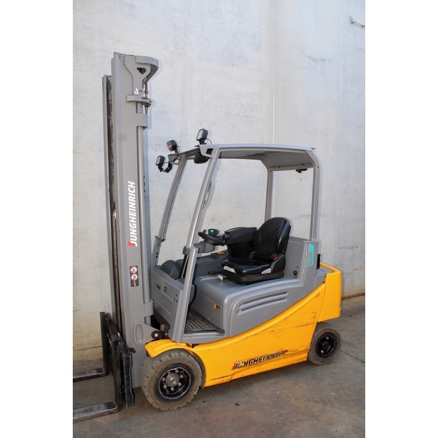 2019 Jungheinrich EFG 318 600 DZ LI-ION-45692783