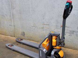 Image de Transpalette électrique 2023 Jungheinrich AME 13