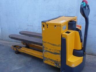 صورة ل 2015 جنجهينريتش EJE C20