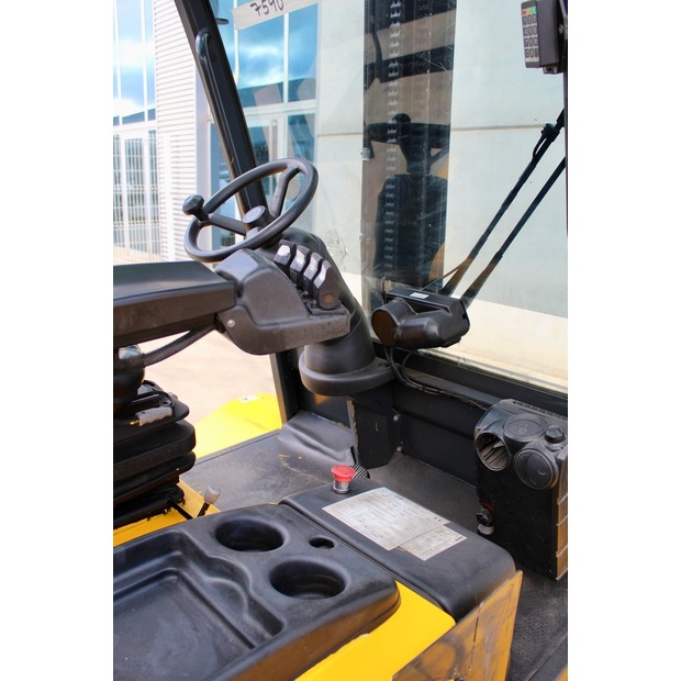 2019 CARER R 60 H2-45692907