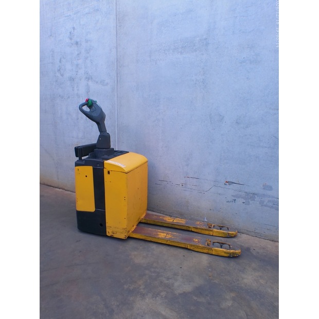 2011 Jungheinrich ERE 120-45692911