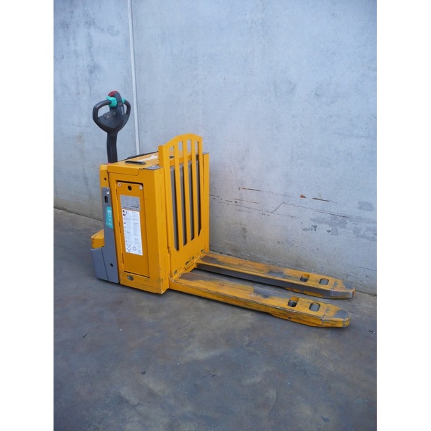 2019 جنجهينريتش EJE C20-45692956