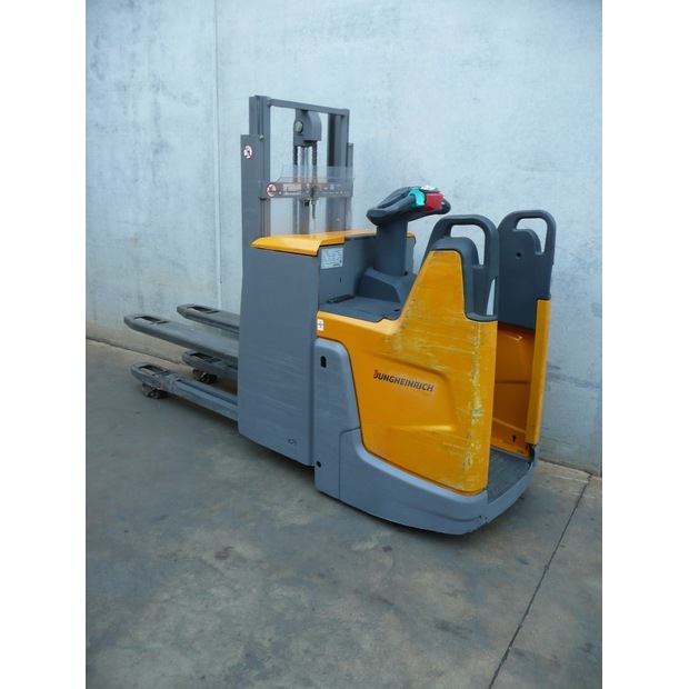 2018 جنجهينريتش ERD 220 201 ZT-45693006