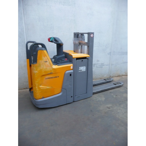 2018 جنجهينريتش ERD 220 201 ZT-45693008