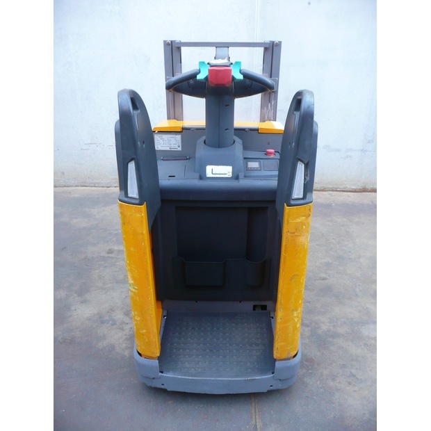 2018 جنجهينريتش ERD 220 201 ZT-45693010