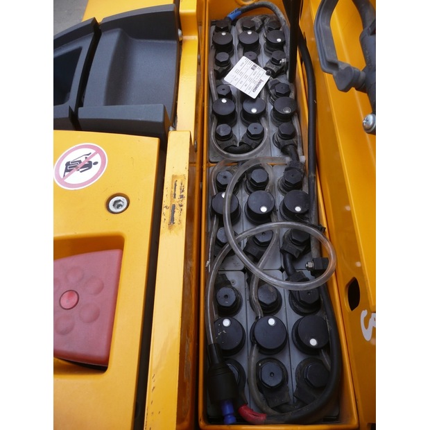 2018 جنجهينريتش EJE C20-45693039