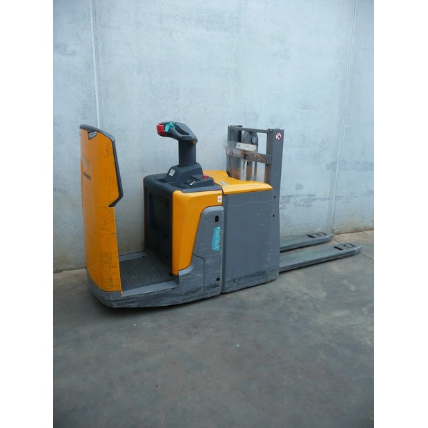 2018 Jungheinrich ERD 220 166 ZT-45693090