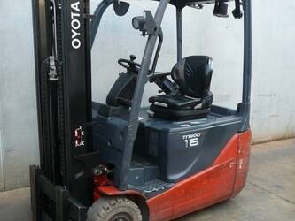 2019-toyota-8fbe16t-1426734-45693127