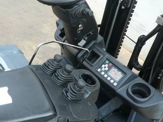 2019-toyota-8fbe16t-1426734-45693135