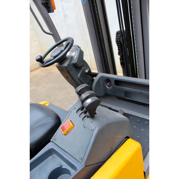 2018 Jungheinrich EFG 216 kn 480 DZ-45693237