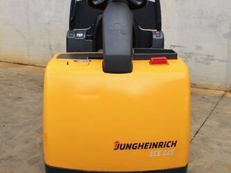 2015-jungheinrich-ece-225-1426753-45693251