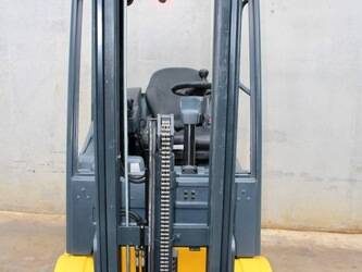 2013-jungheinrich-efg-215-330-zz-45693325