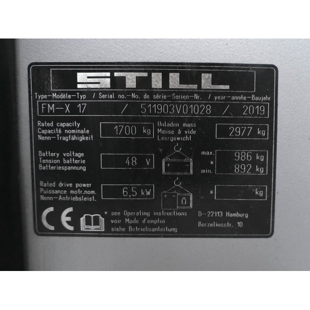 2019 Still FM-X17-45693370