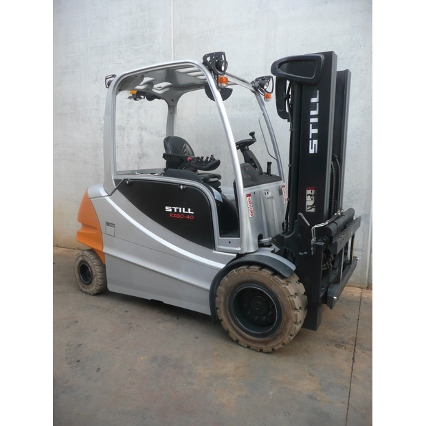 2019 Still RX60-40-45693378