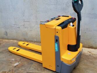 صورة ل Electric Pallet Truck 2019 جنجهينريتش EJE C20