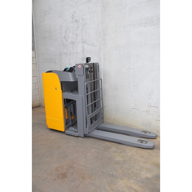 2019 جنجهينريتش ESD 120 201 ZT-45693399