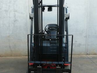 2016-toyota-8fbe15t-1426783-45693408