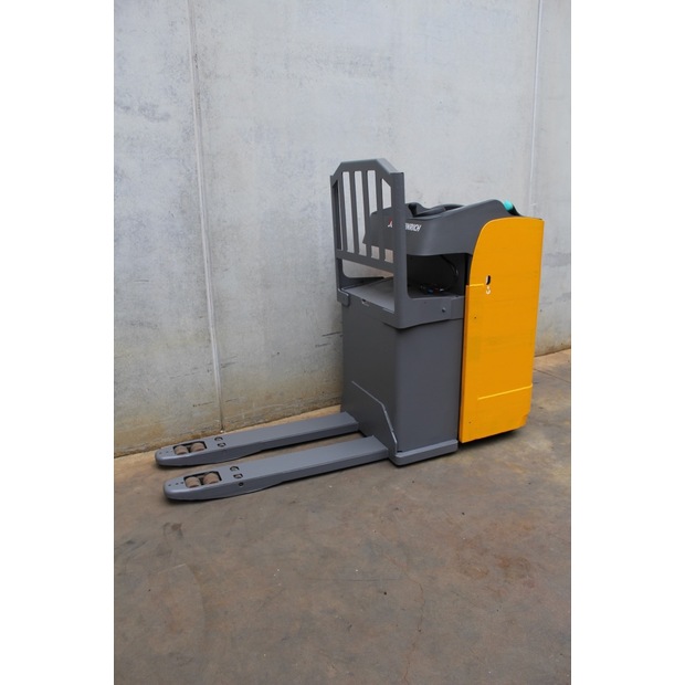 2020 Jungheinrich ESE 120-45693418