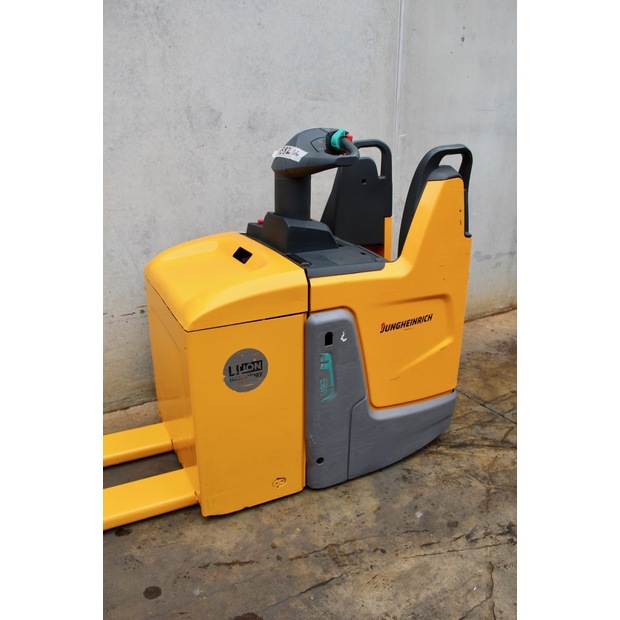 2018 Jungheinrich ERE 125 LI-ION-45693424