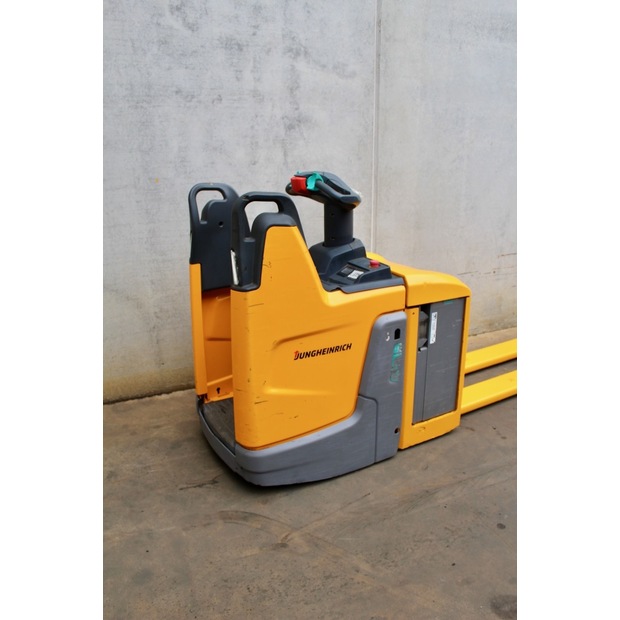 2018 Jungheinrich ERE 125 LI-ION-45693426