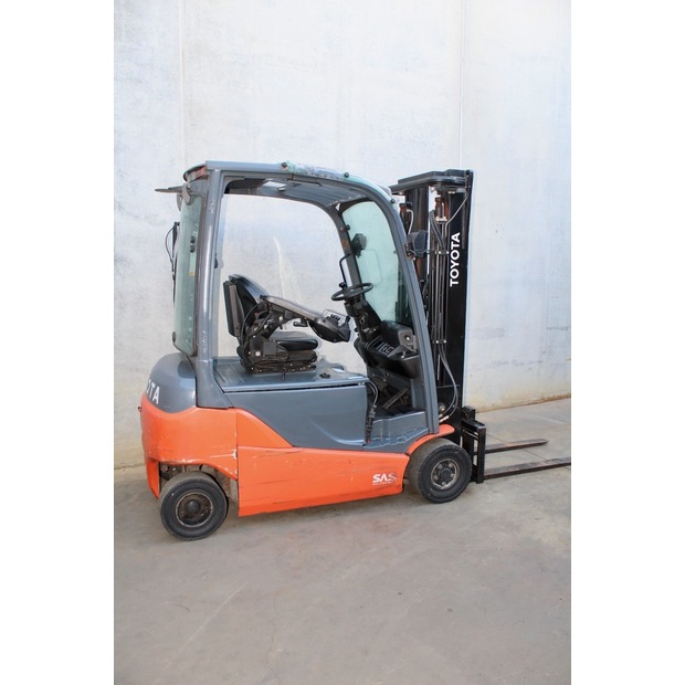 2016 Toyota 8FBM16T-45693442