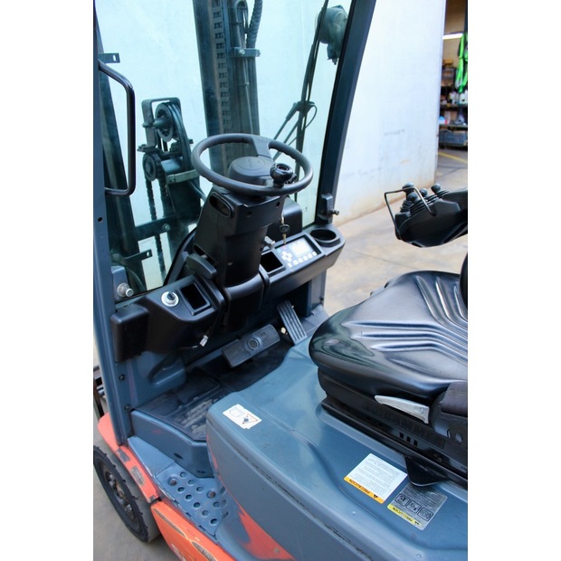 2016 Toyota 8FBM16T-45693450