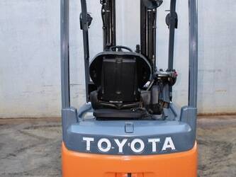 2018-toyota-8fbek16t-1426792-45693463