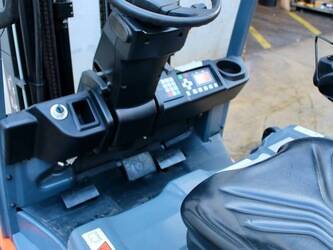 2018-toyota-8fbek16t-1426792-45693467