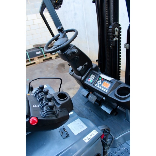 2018 Toyota 8FBEK16T-45693468