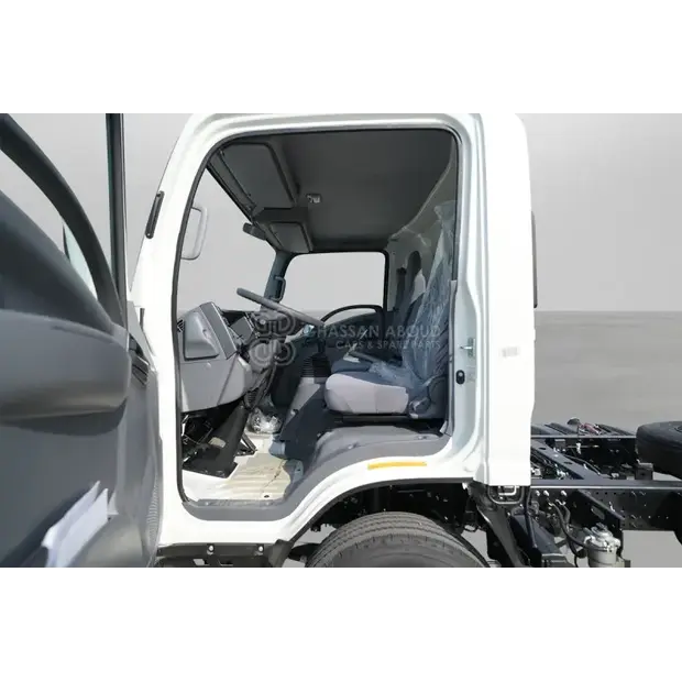 2026 Isuzu NPR-45693579