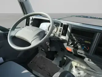 2026-isuzu-npr-1394945-45693588