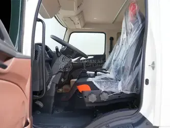 2025-hino-500-45693630