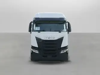 2023-iveco-as440s48t-45693700