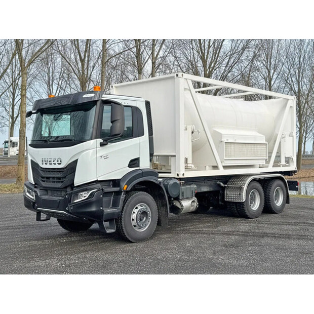 2024 Iveco T-Way-45693830