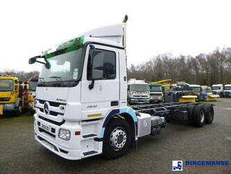 صورة ل شاحنات 2009 مرسيدس بنز Actros 2632