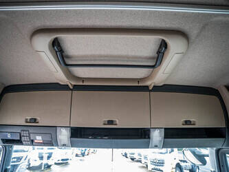 2018-man-tgx-18-420-1426818-45694112