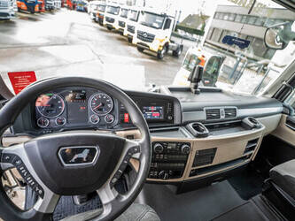 2018-man-tgx-18-420-1426818-45694113